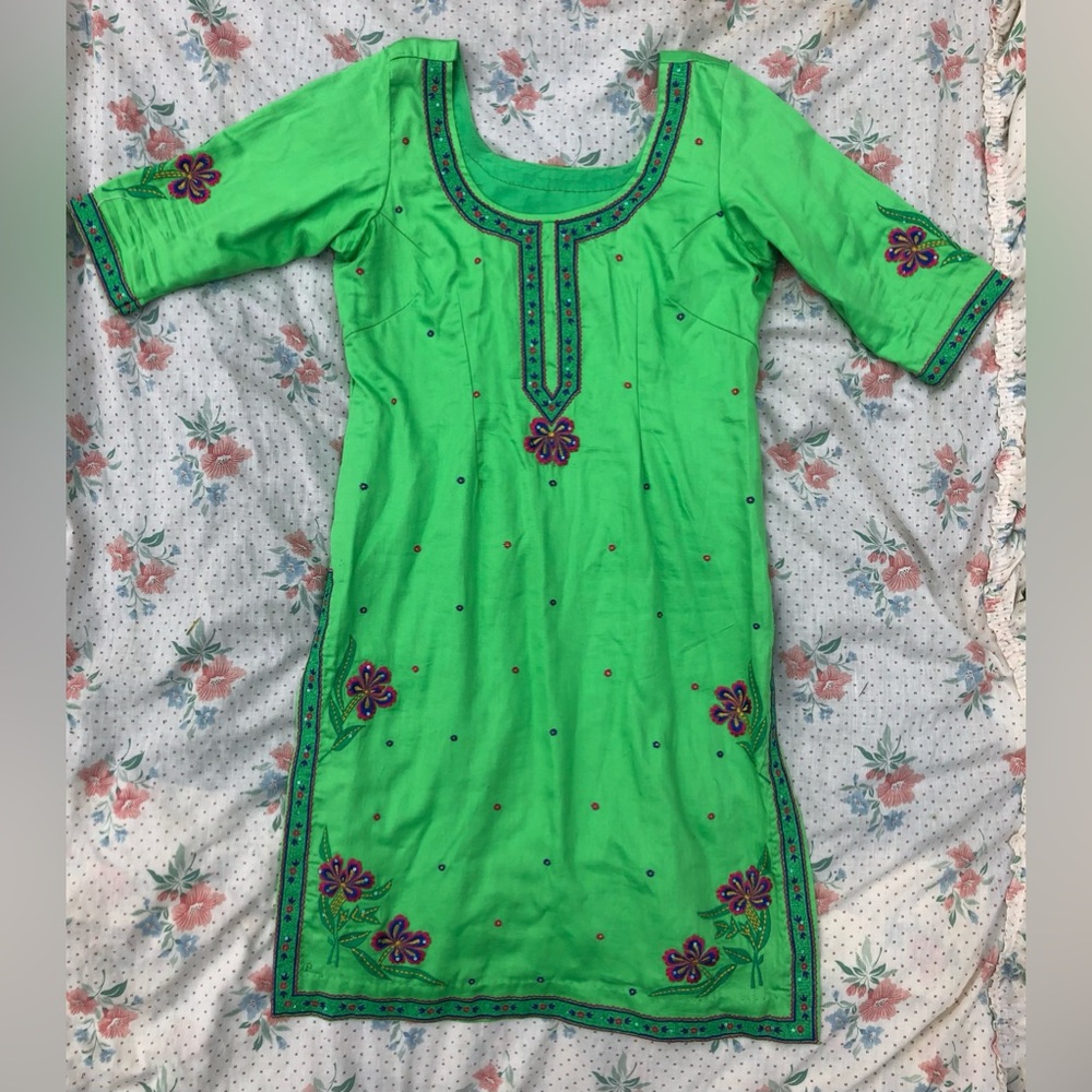 Bohemian‎ Embroidered Sequin Floral Tunic Dress